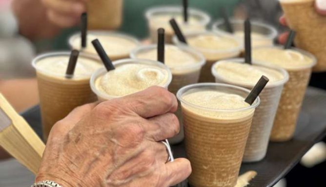 סיור קולינרי בשוק הכרמל תל אביב עם טועמים את השוק