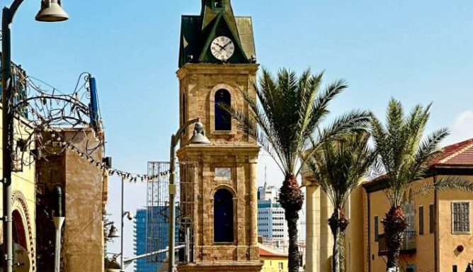 סיור קולינרי בשוק הפשפשים - טועמים את השוק