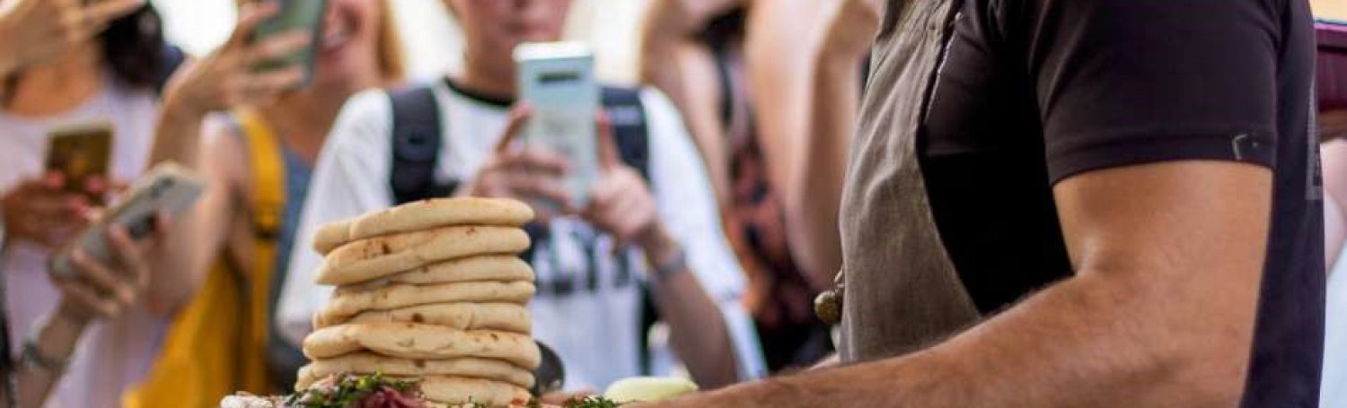 טועמים את השוק - סיורים קולינריים וימי גיבוש בשווקים