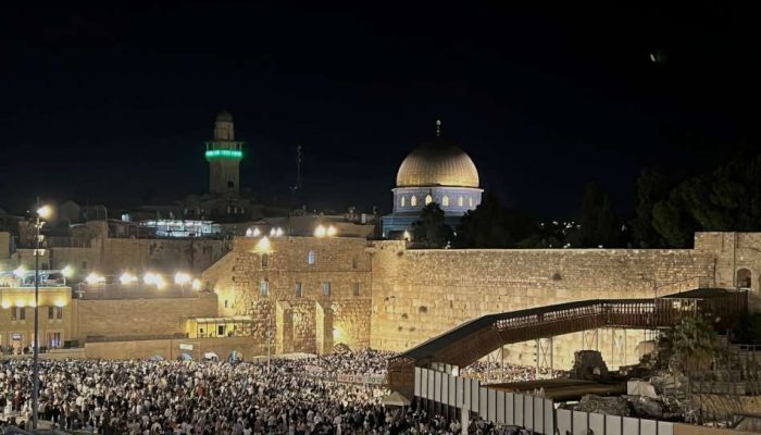 סיור סליחות - טועמים את השוק